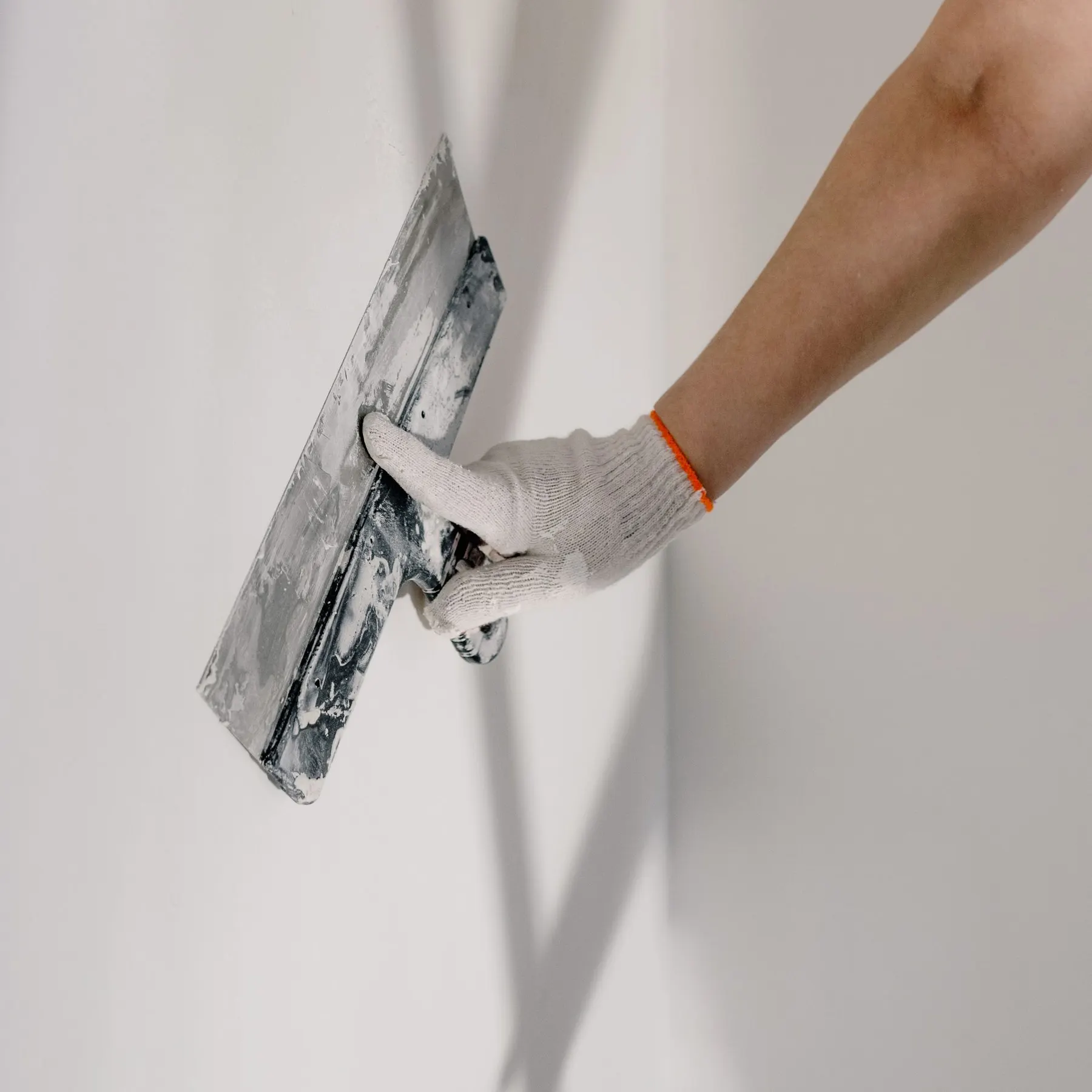 Plastering work by Multi Skim Plastering